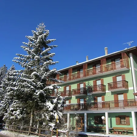 Hotel Monteverde 3*